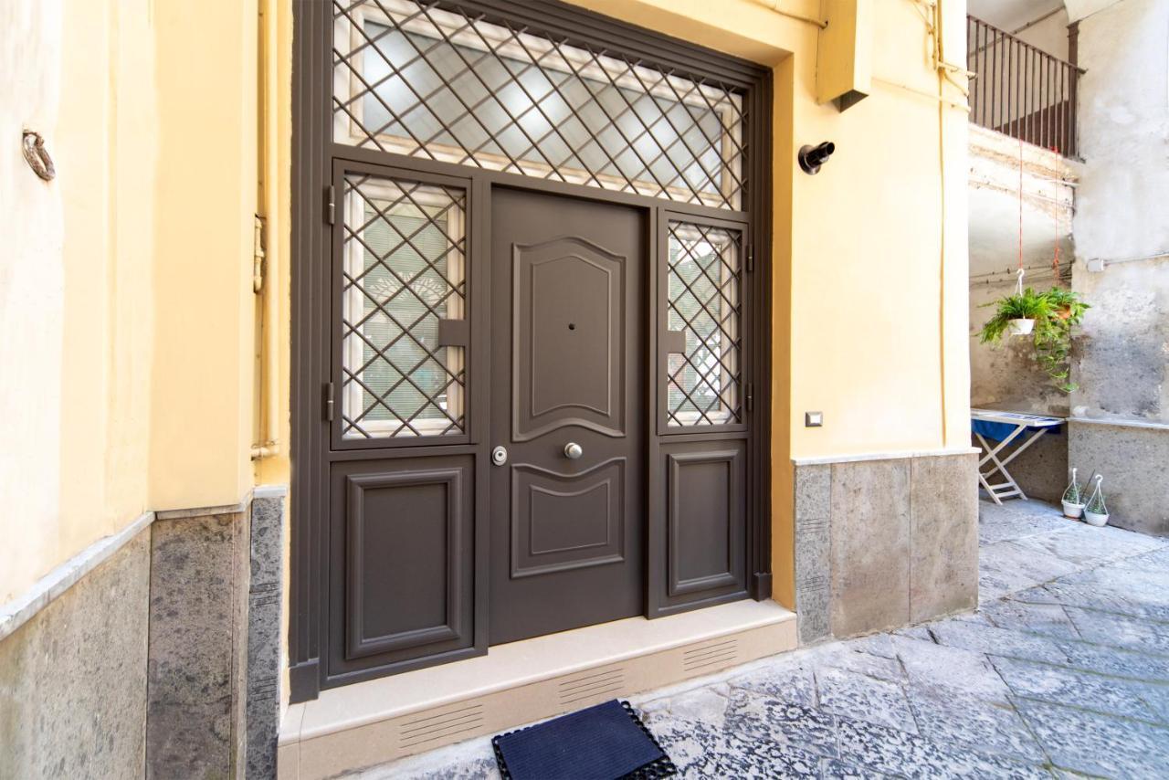 Centro Storico - Casa Con Wi-fi E 4 Posti Letto In Via Dei Tribunali